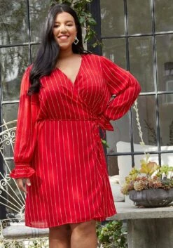 Nurode Plus Size Stripe Wrap Dress
