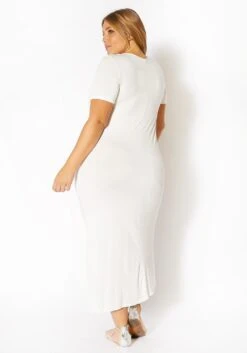 Plus Size V-Neck Short Sleeve Maxi Dress With Pockets -Mini Dress Store 2011149 002 2