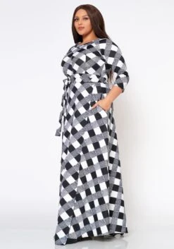 Plus Size Fit & Flare Plaid Pattern Maxi Dress -Mini Dress Store 2022546 001 2
